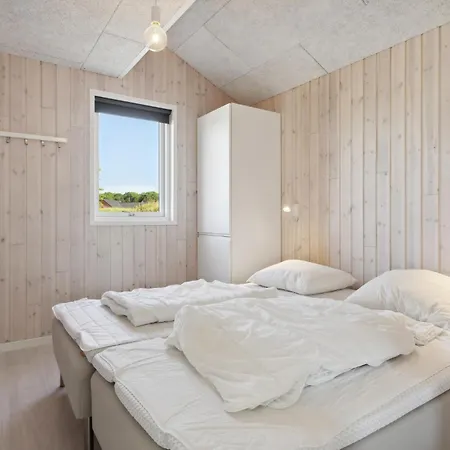 5 Bedroom Beautiful In Holiday home Odder